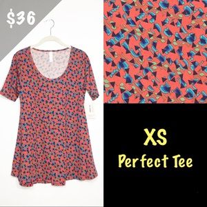NWT LuLaRoe XS Perfect Tee Floral Red